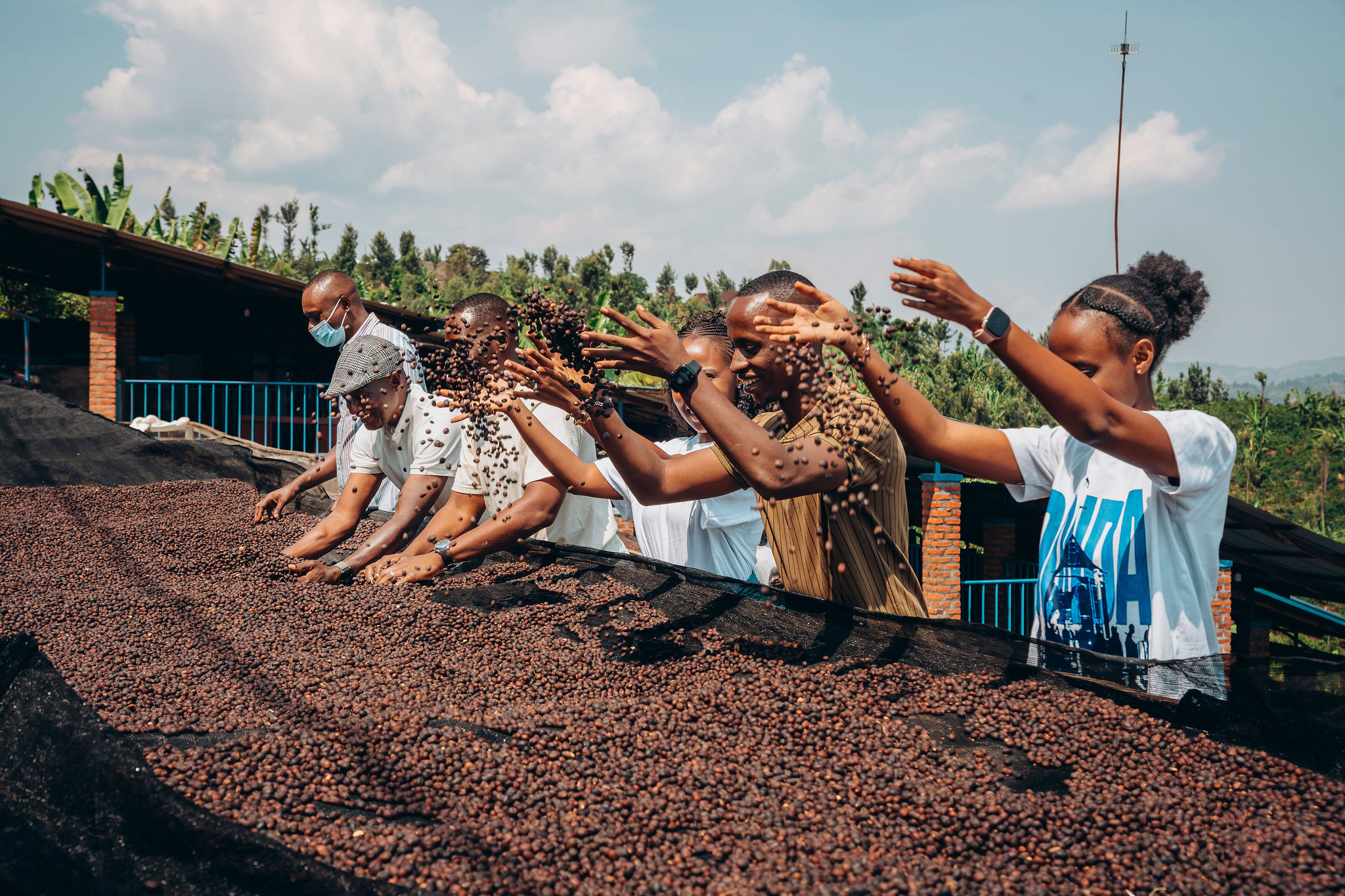 Life at YEET COFFEE washing stations in Karongi