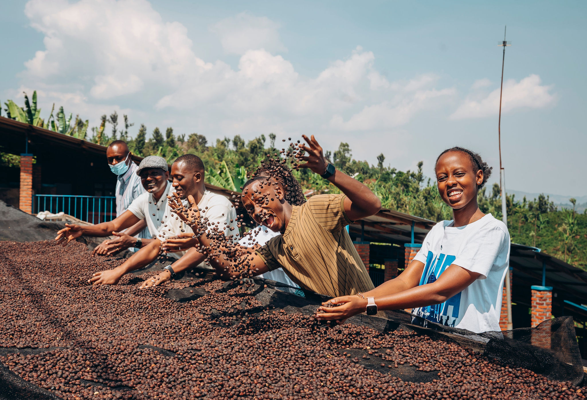Life at YEET COFFEE washing stations in Karongi
